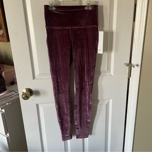 Lululemon Wunder Lounge HR